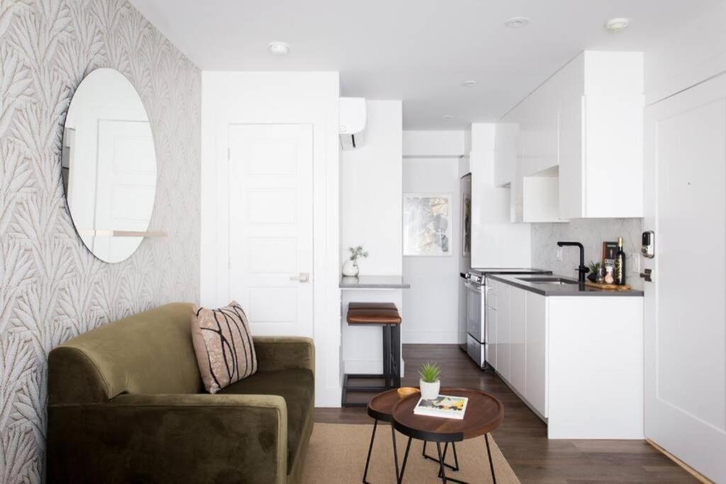 Wonderful Studio In Little Italy With Full Bath By Den Stays Montréal Extérieur photo